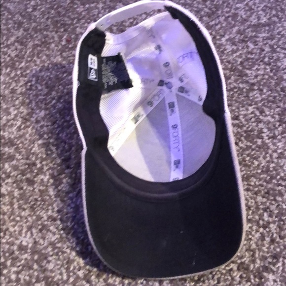 Hat - Picture 3 of 3